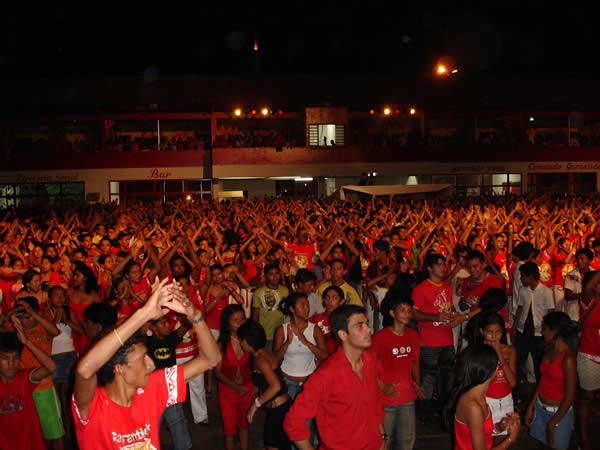 Curral do Garantido lotado na Alvorada 2007