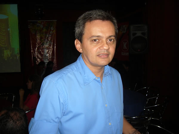 Carmona Oliveira, presidente do Caprichoso