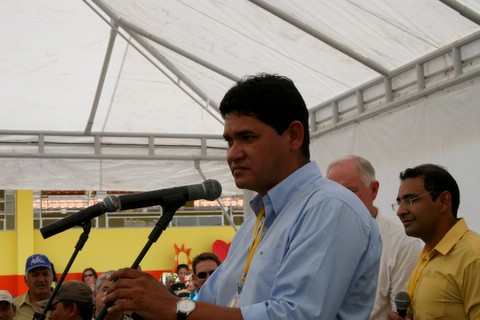 Bi Garcia, Prefeito de Parintins, em seu discurso emocionado